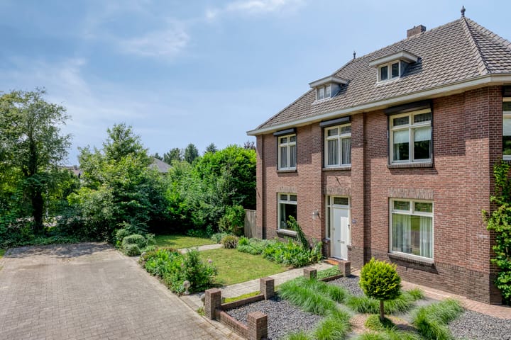 Foto 36 van Louis Regoutstraat 83