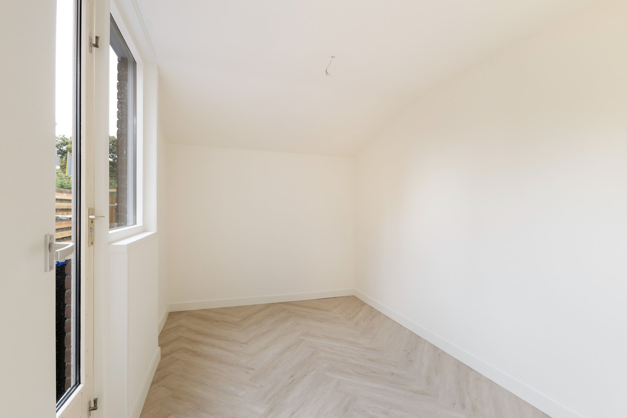 Foto 24 van Zebraspoor 151