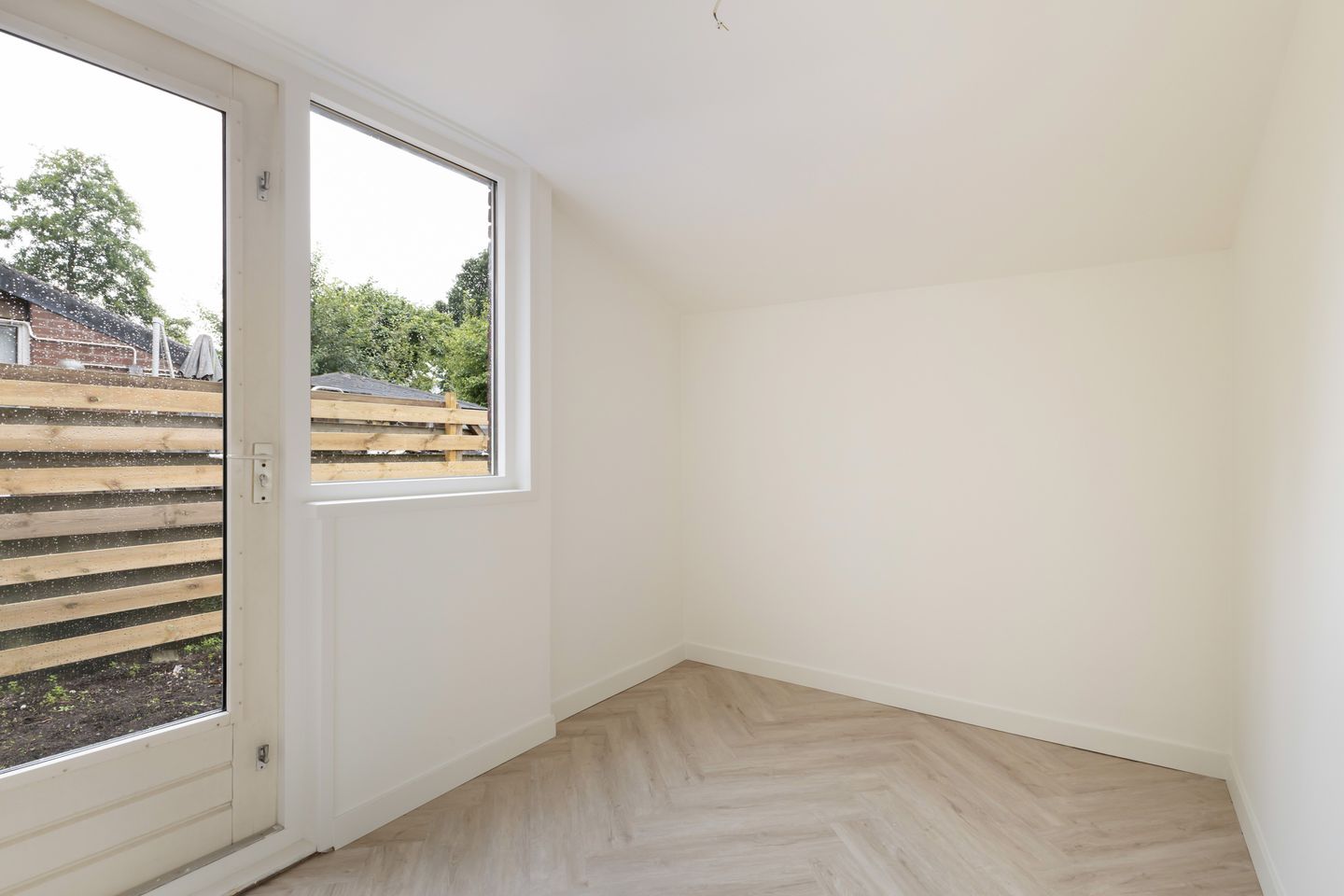 Foto 25 van Zebraspoor 151