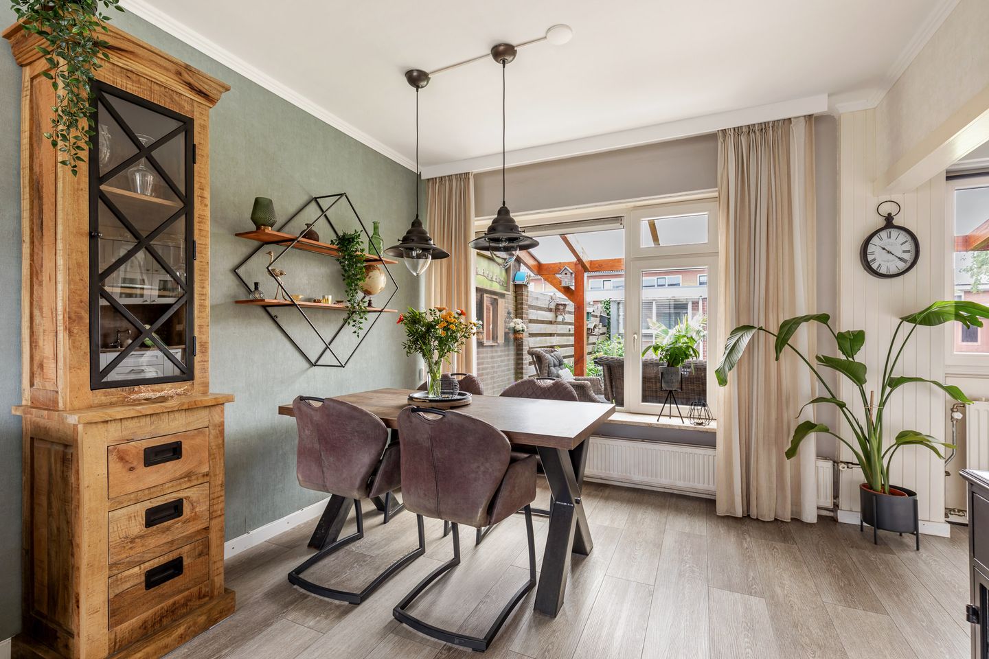 Foto 4 van Neptunusstraat 6