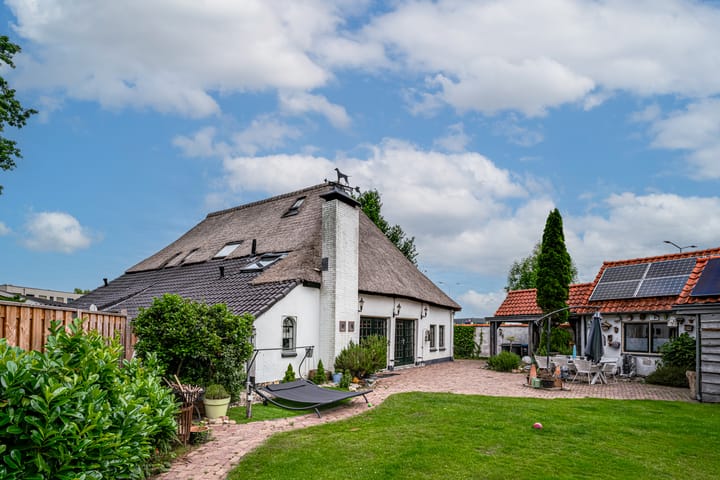 Foto 1 van Woeziksestraat 338-A