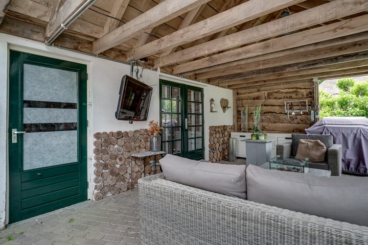 Foto 45 van Woeziksestraat 338-A