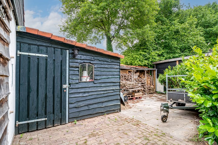 Foto 49 van Woeziksestraat 338-A