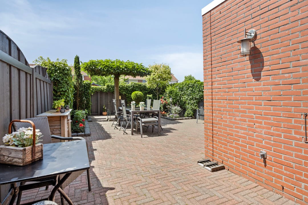Photo 32 of Soendastraat 39