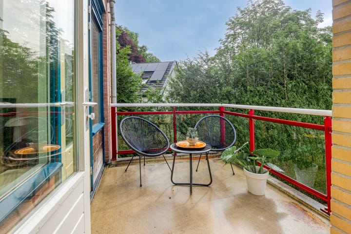 Photo 9 of Burg. Doffegnieslaan 2-F7