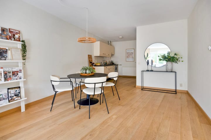 Photo 14 of Burg. Doffegnieslaan 2-F7