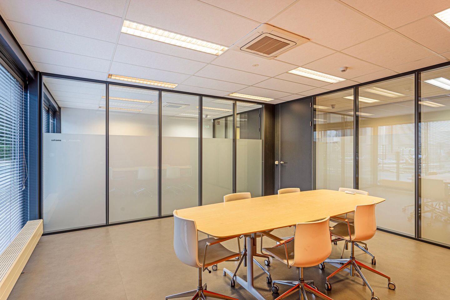 Bekijk foto 4 van Mandenmaker 14