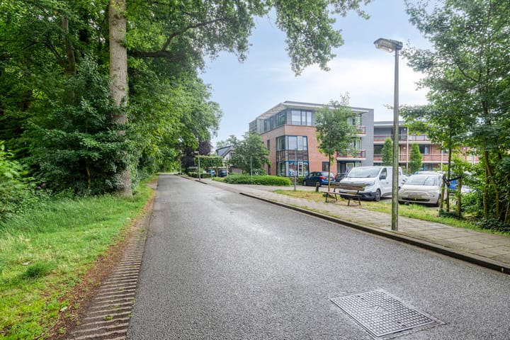 Photo 36 of Burg. Doffegnieslaan 2-F7