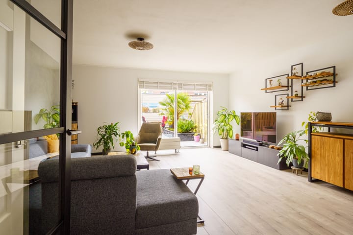 Foto 2 van Max Ernststraat 64