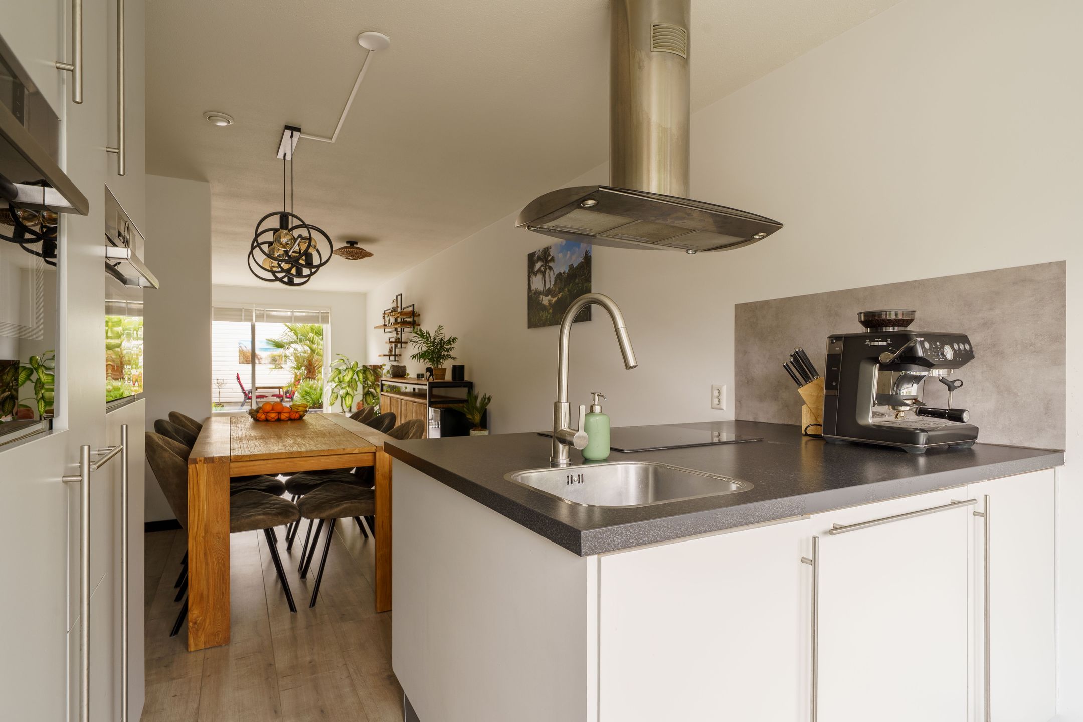 Foto 12 van Max Ernststraat 64