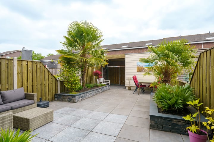 Foto 25 van Max Ernststraat 64