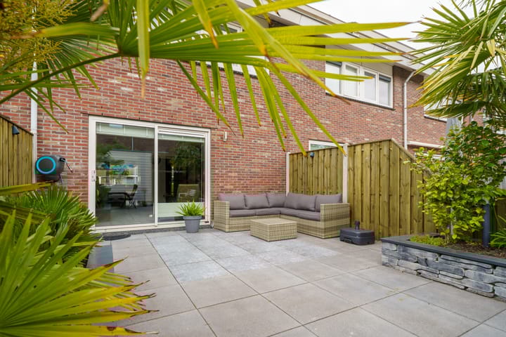 Foto 28 van Max Ernststraat 64