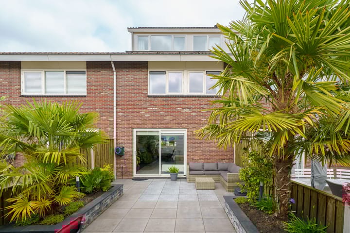 Foto 30 van Max Ernststraat 64