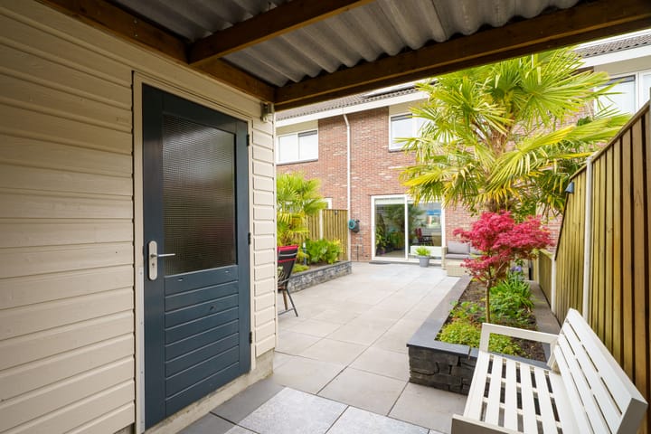 Foto 31 van Max Ernststraat 64