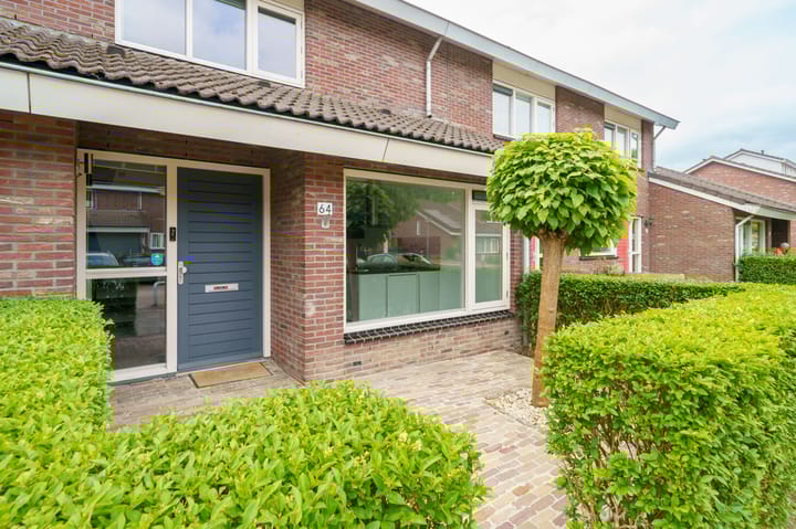 Foto 32 van Max Ernststraat 64