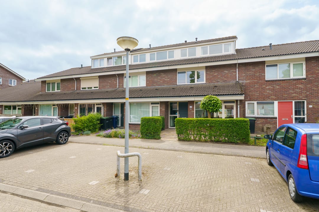 Foto 37 van Max Ernststraat 64