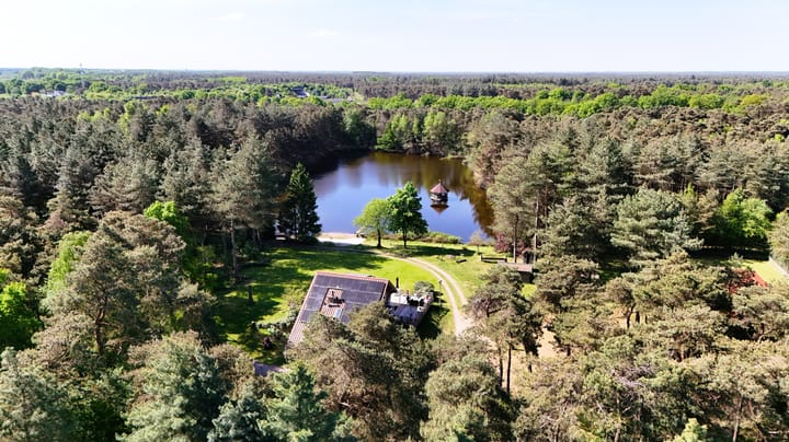 Photo 4 of Heugterzijweg 1