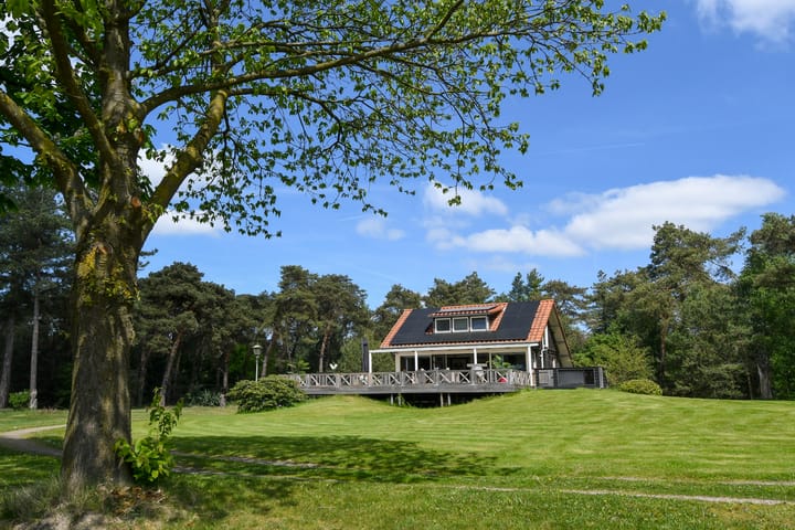 Photo 10 of Heugterzijweg 1