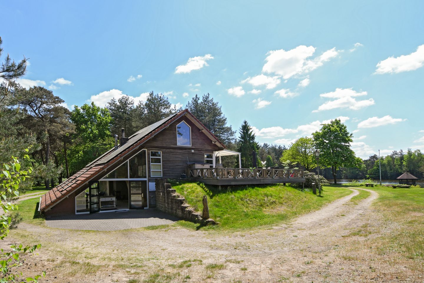 Photo 14 of Heugterzijweg 1