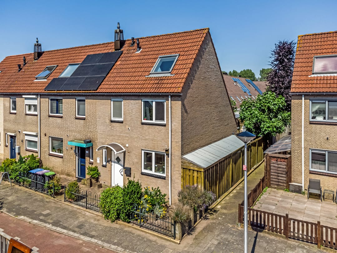 Photo 1 of Paalsporenkreek 15