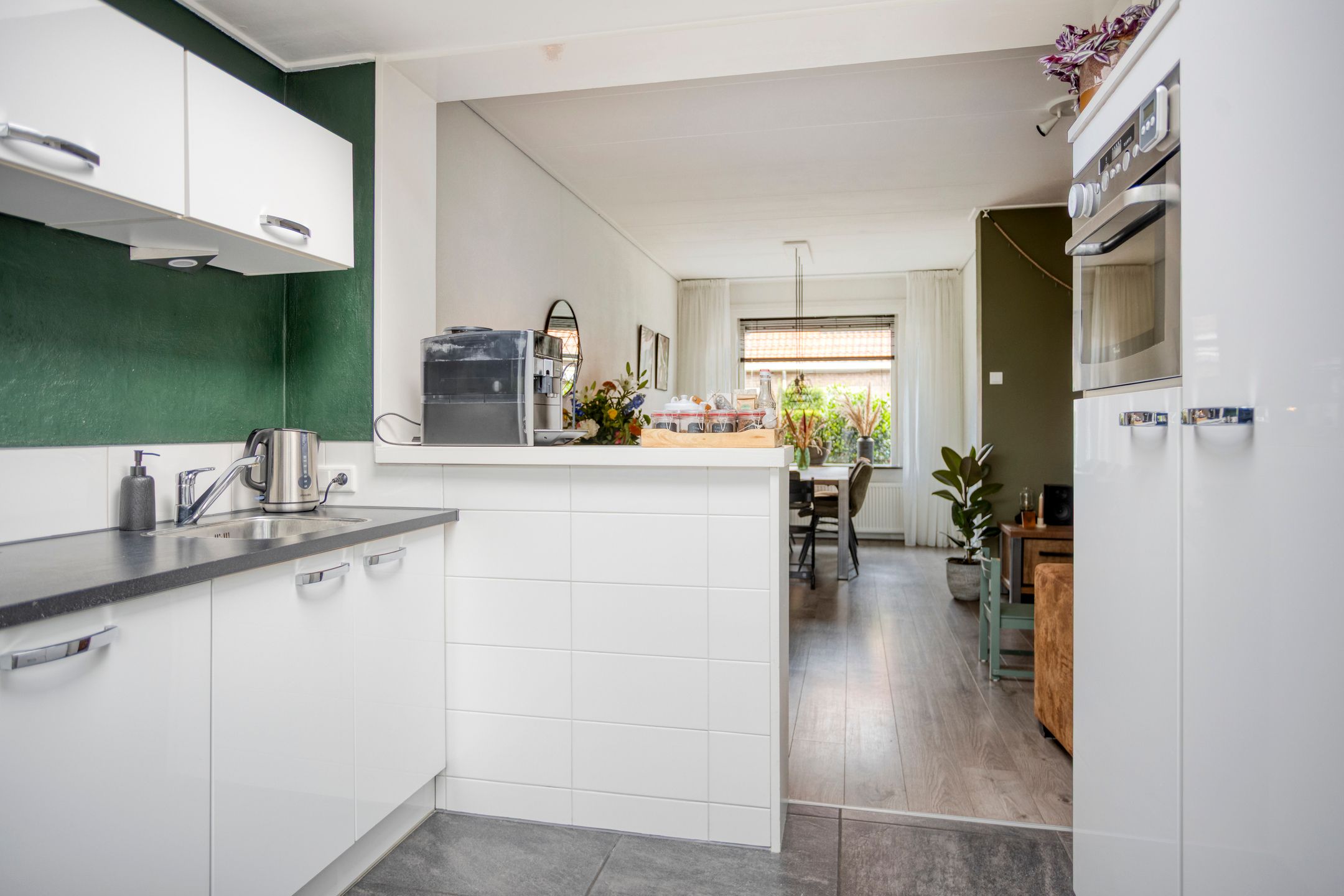 Foto 12 van Sloetstraat 6