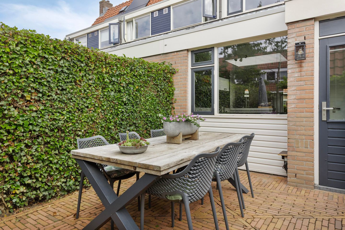 Foto 25 van Sloetstraat 6