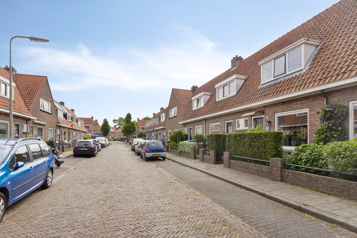 Foto 29 van Sloetstraat 6