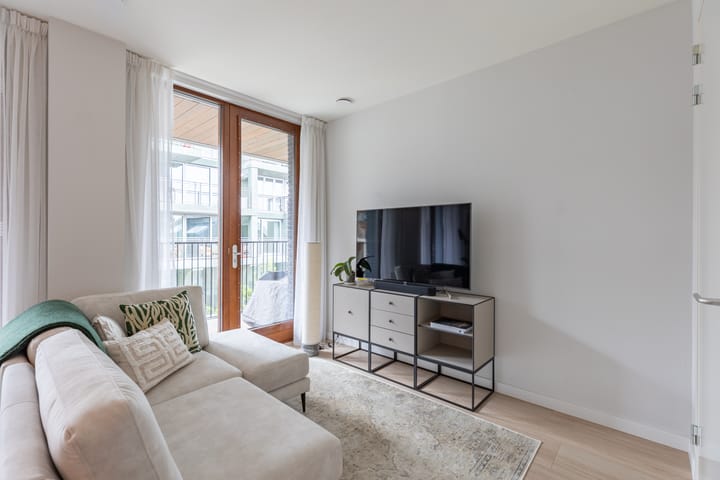 Photo 4 of VOC-kade 48