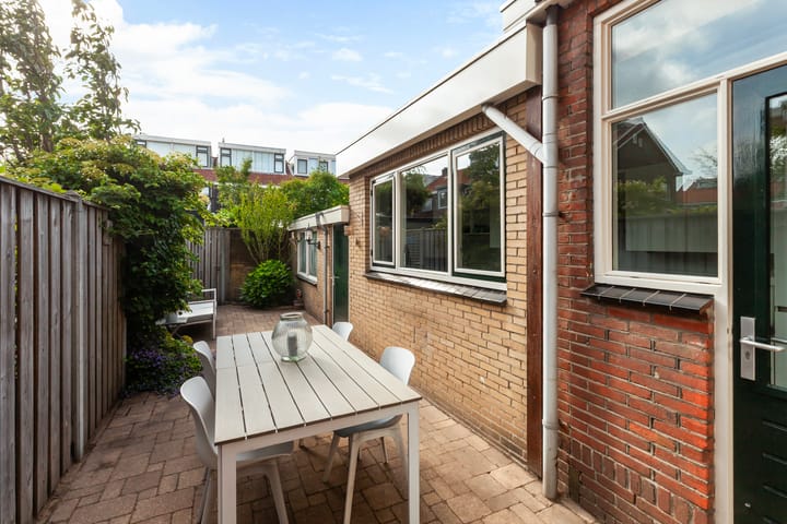 Photo 21 of Asterstraat 27