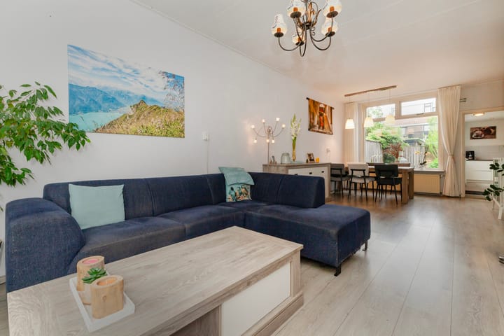 Photo 11 of Asterstraat 27