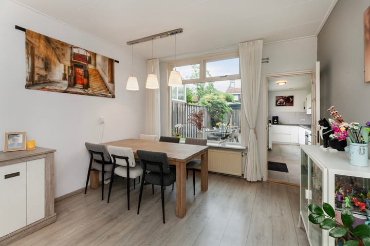 Photo 14 of Asterstraat 27