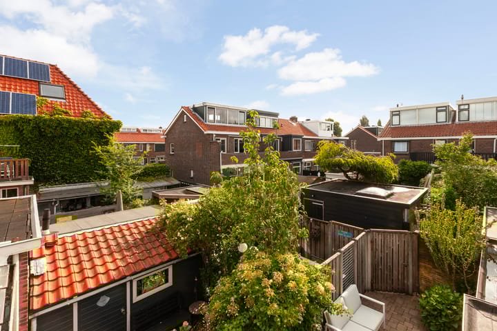 Photo 42 of Asterstraat 27