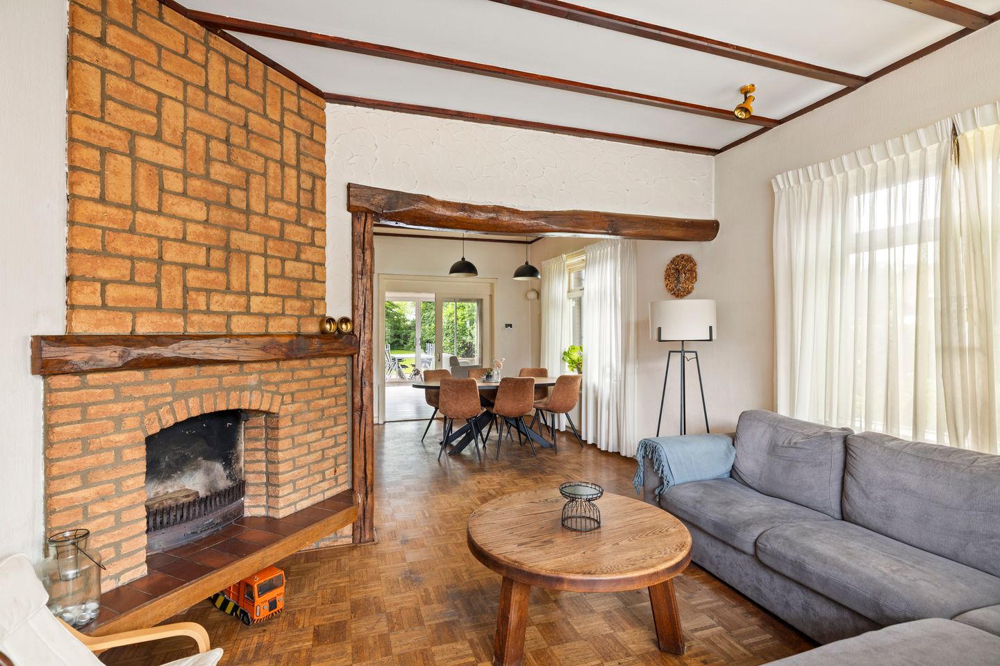 Foto 14 van Rijksstraatweg 99