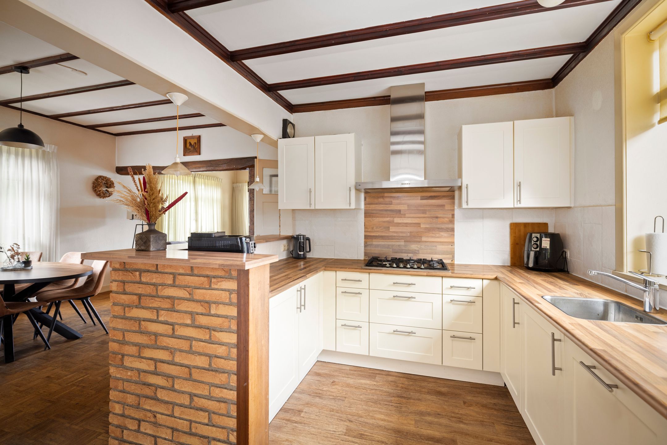 Foto 24 van Rijksstraatweg 99