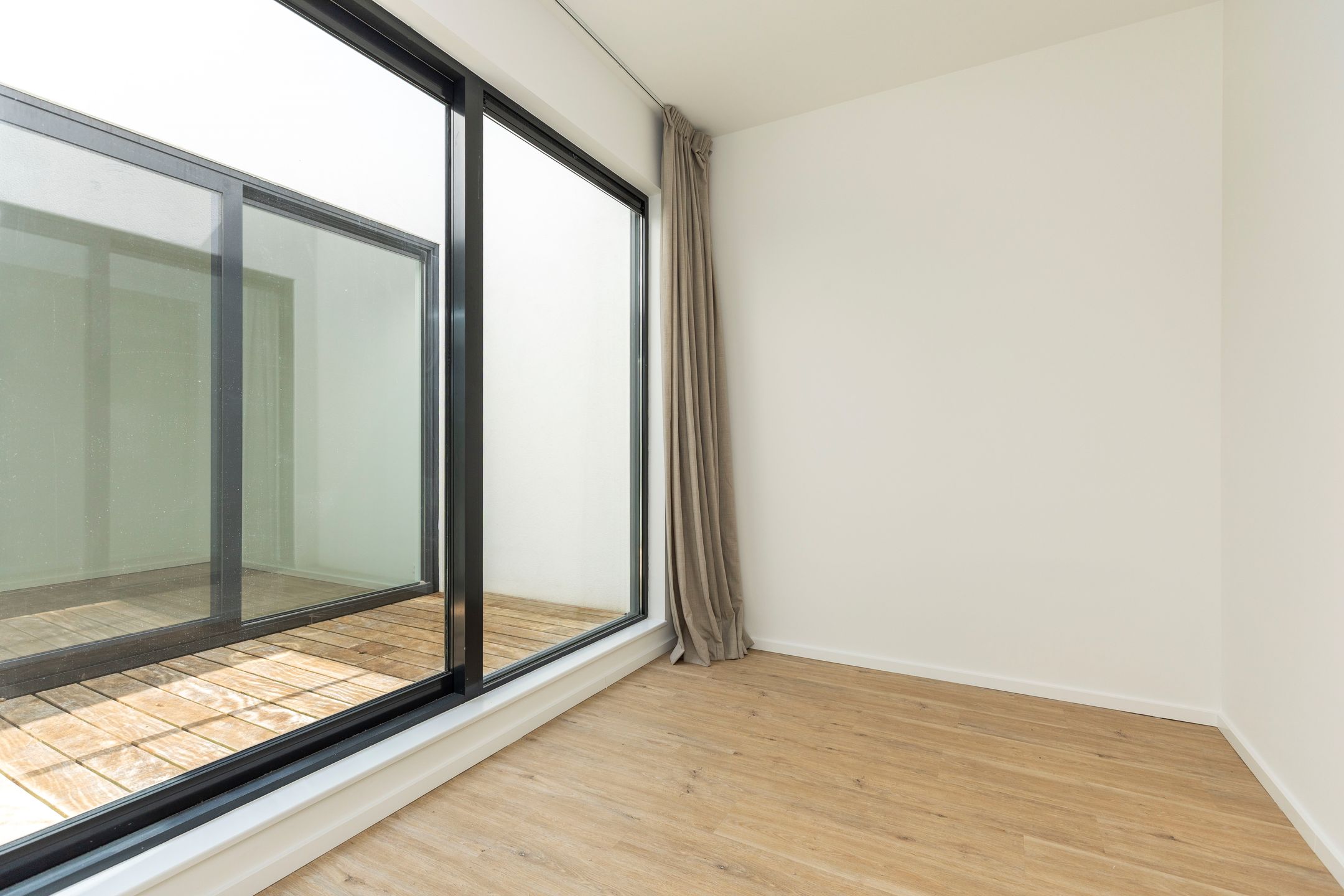 Foto 24 van Schoonderloostraat 191