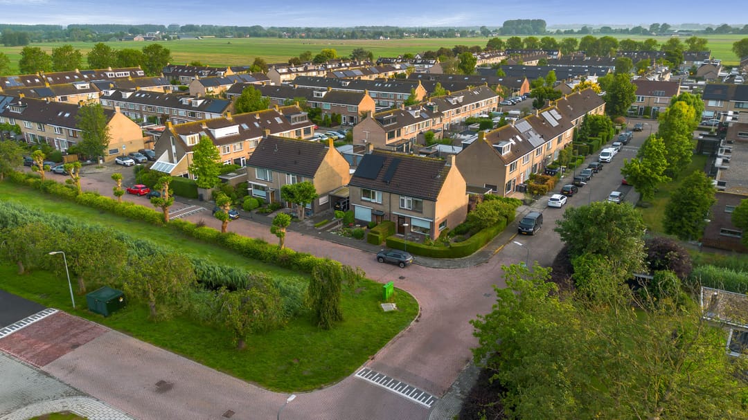 Photo 2 of Vincent van Goghstraat 2