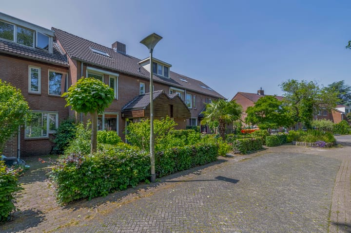 Foto 37 van Sint Maartensloop 10