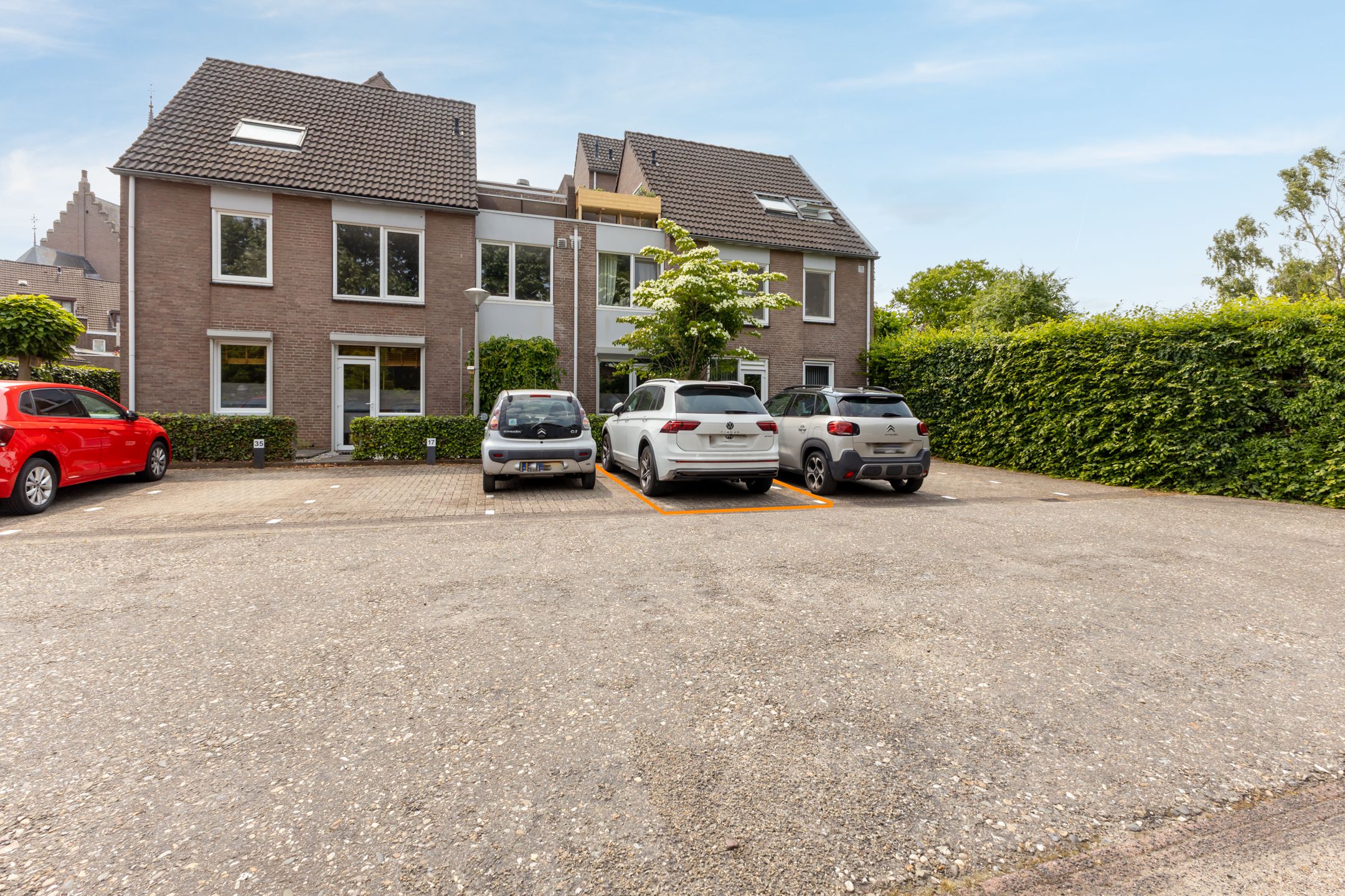 Photo 33 of Schoolpad 45