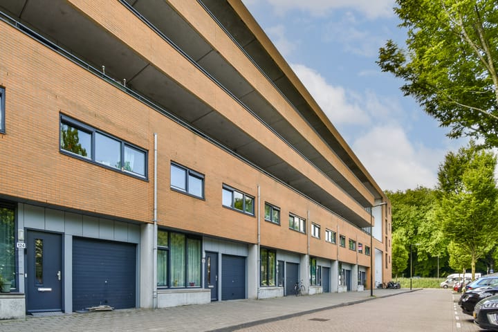 Foto 33 van Marskramerstraat 126