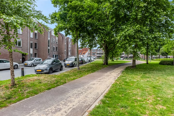 Foto 32 van Bram van den Berghstraat 67