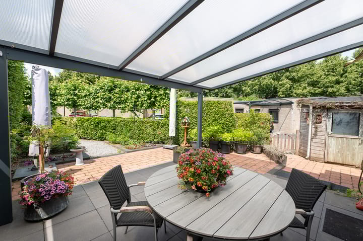 Foto 21 van Van Fridaghmarke 17