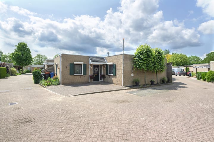 Foto 27 van Van Fridaghmarke 17