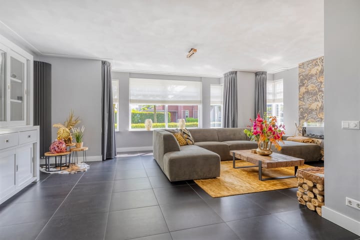 Foto 10 van Varsseveldstraat 1