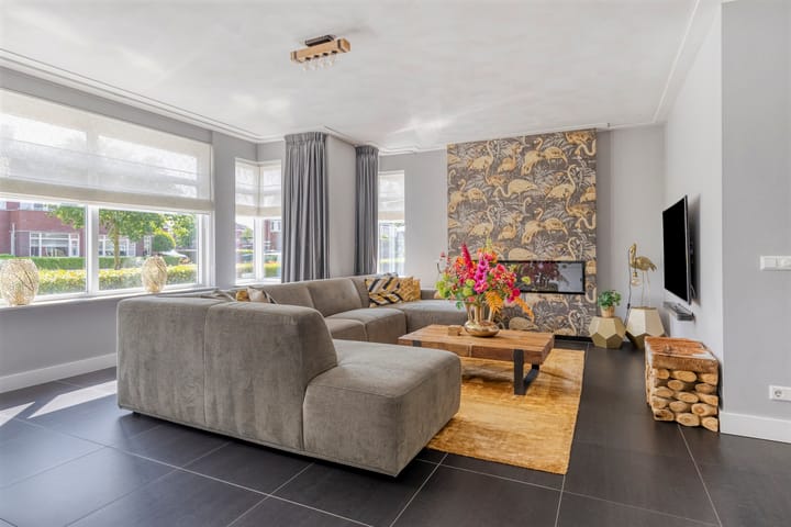 Foto 11 van Varsseveldstraat 1