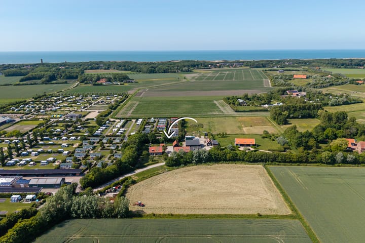 Foto 4 van Westhovenseweg 1-3