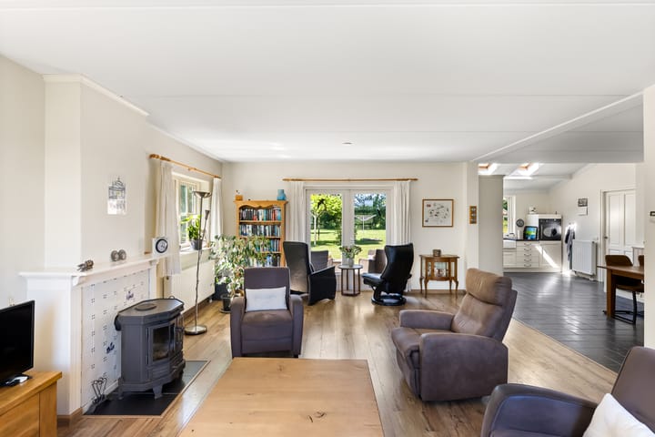 Photo 27 of Westhovenseweg 1-3