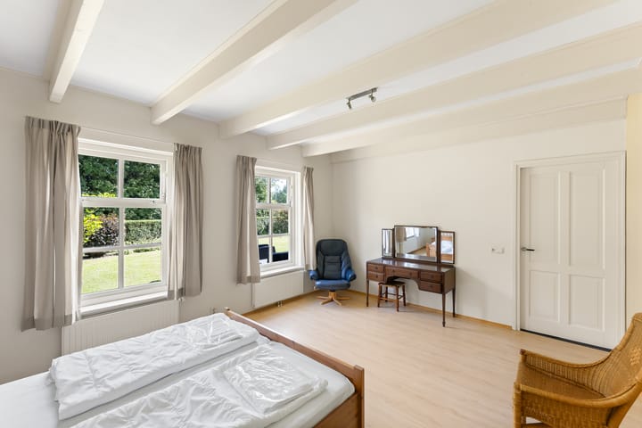 Photo 61 of Westhovenseweg 1-3