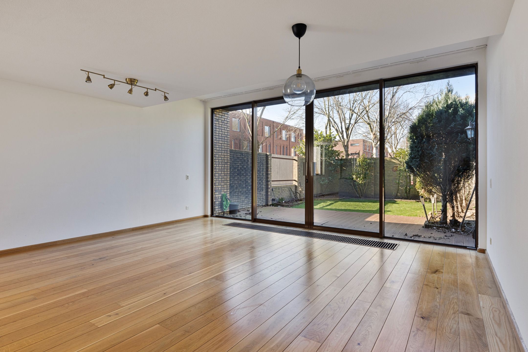 Foto 3 van Hongarenburg 168