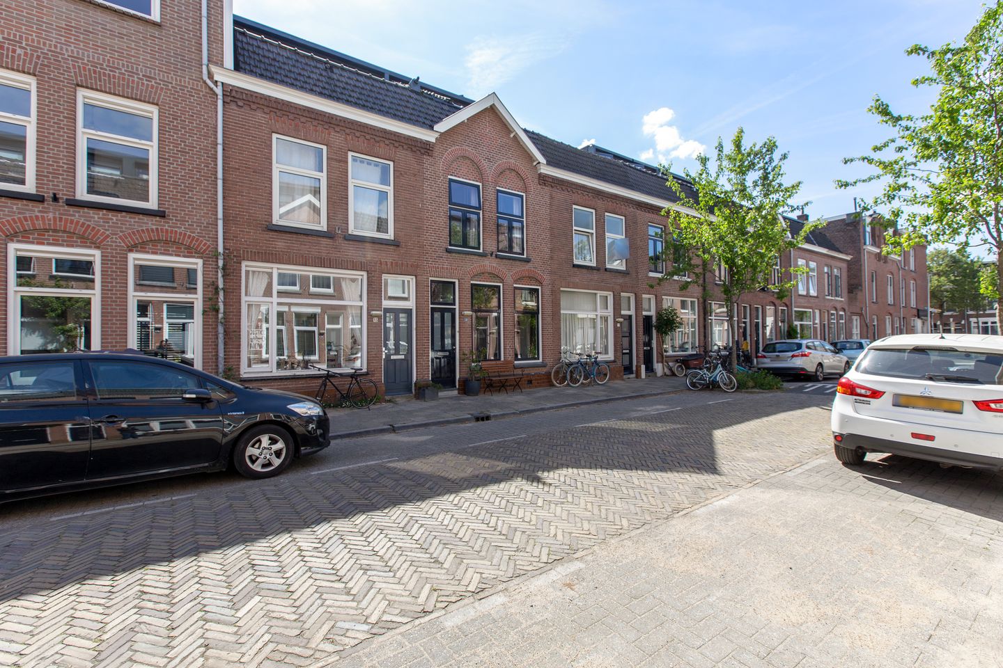 Foto 19 van Van Limburg Brouwerstraat 13