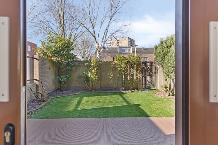 Foto 24 van Hongarenburg 168